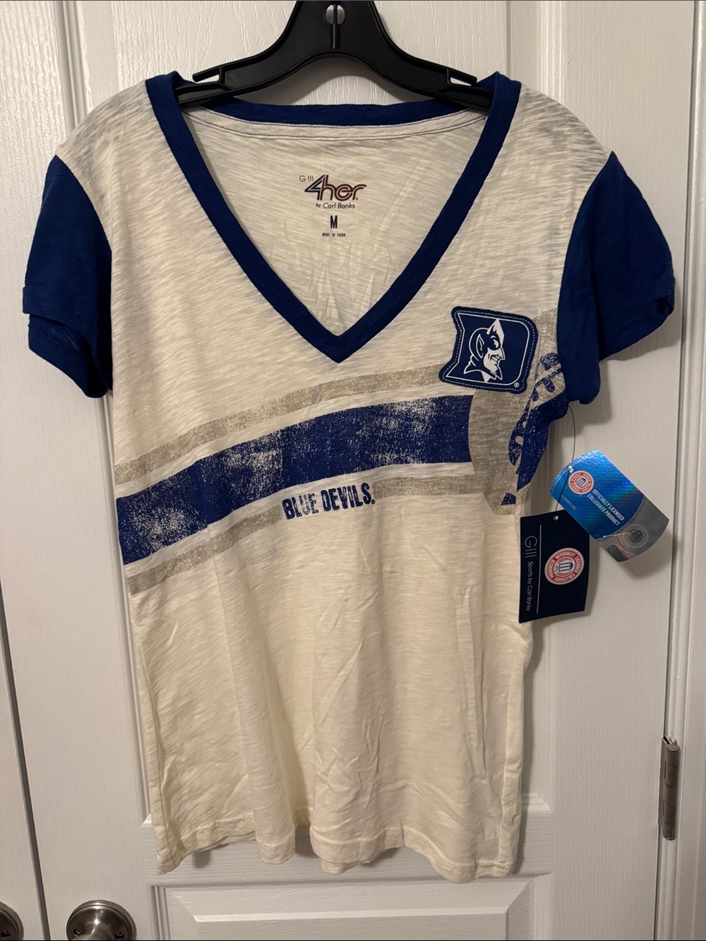 *NWT* Duke Blue Devils Women’s Medium V-Neck Tee with Blue Trim